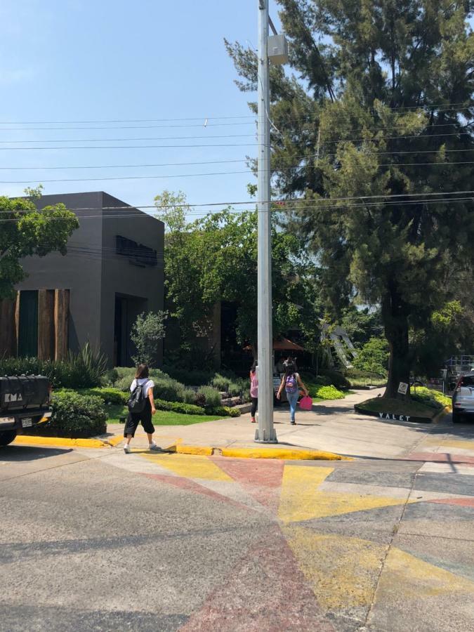 Hostal Guadalajara Cosmopolitan Providencia Ngoại thất bức ảnh