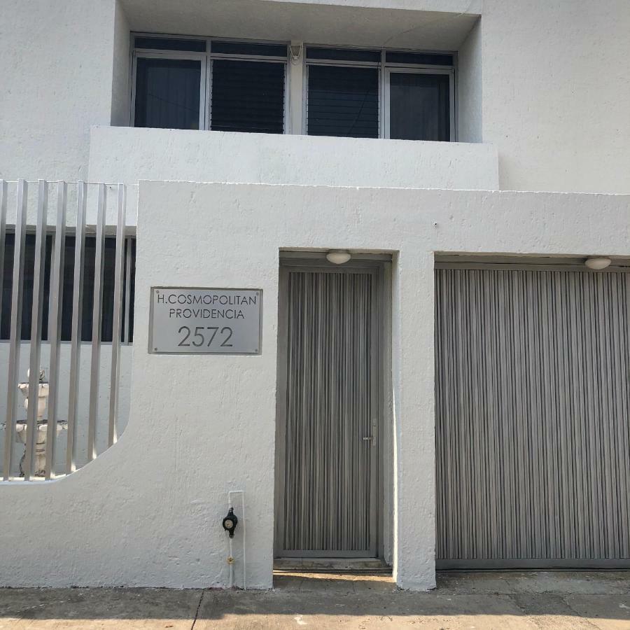 Hostal Guadalajara Cosmopolitan Providencia Ngoại thất bức ảnh