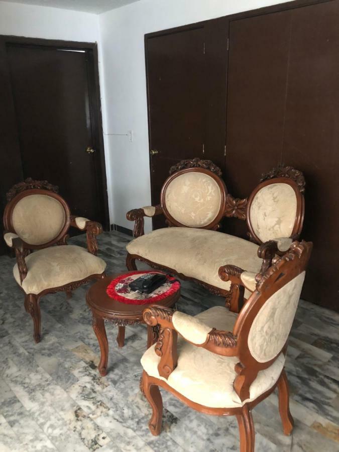 Hostal Guadalajara Cosmopolitan Providencia Ngoại thất bức ảnh